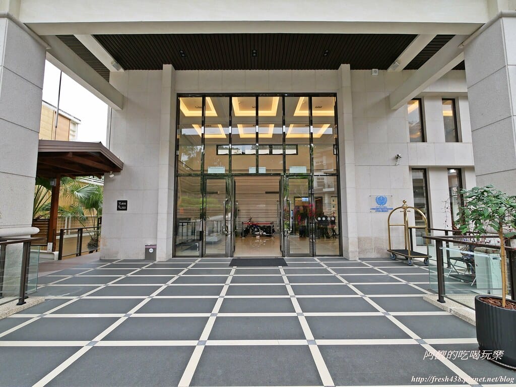 【嘉義親子飯店】雲登景觀飯店,阿里山下極具質感、擁有無敵美景的飯店,附兒童超跑與親子遊戲室。 - 第10張圖 P1004008
