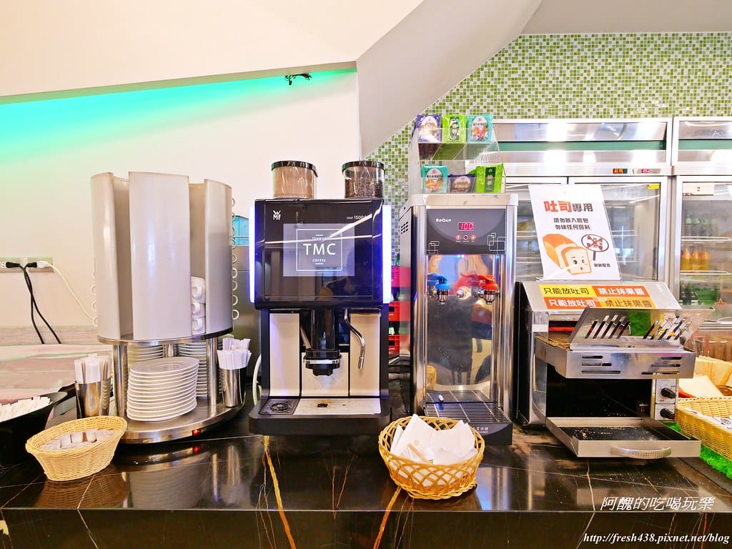 【嘉義親子飯店】雲登景觀飯店,阿里山下極具質感、擁有無敵美景的飯店,附兒童超跑與親子遊戲室。 - 第146張圖 P1004225