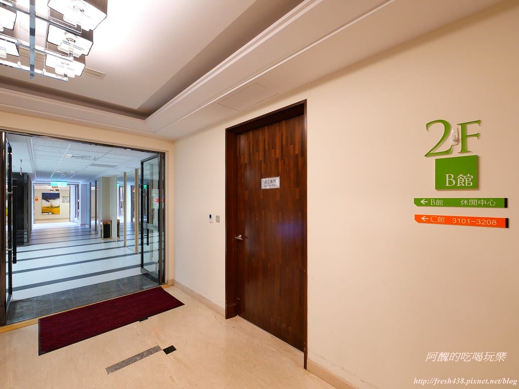 【嘉義親子飯店】雲登景觀飯店,阿里山下極具質感、擁有無敵美景的飯店,附兒童超跑與親子遊戲室。 - 第28張圖 P1004025