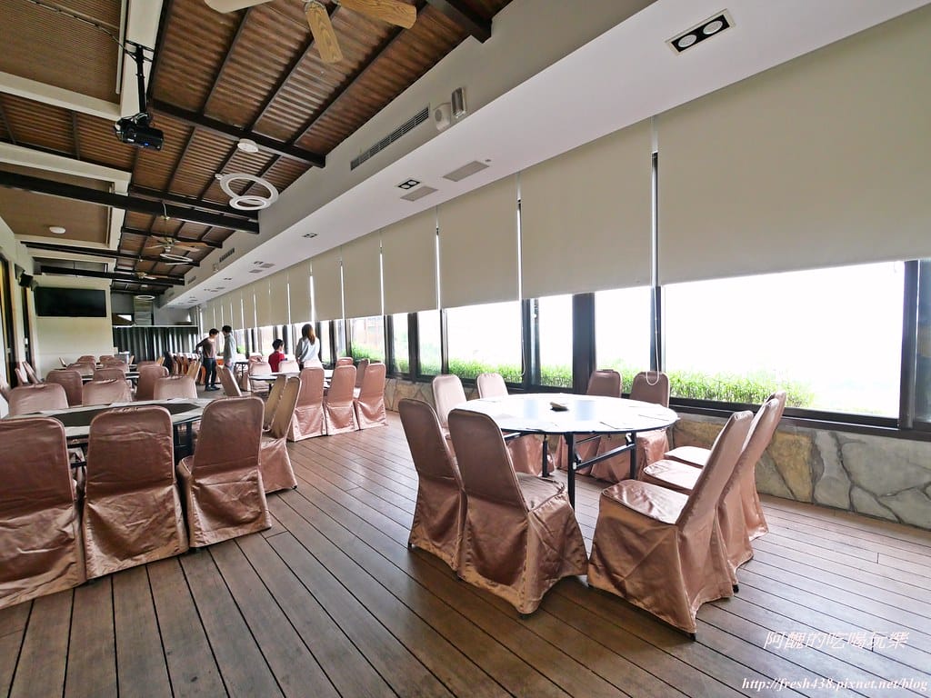 【嘉義親子飯店】雲登景觀飯店,阿里山下極具質感、擁有無敵美景的飯店,附兒童超跑與親子遊戲室。 - 第133張圖 P1004216