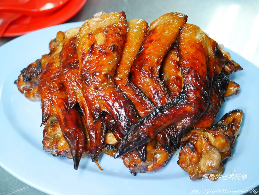 【馬來西亞美食推薦】亞羅街夜市-黃亞華小食店,菜單、價目表大公開,燒雞翅、沙嗲、魔鬼魚是必點料理!食尚玩家強力推薦。 - 第31張圖 P1540487