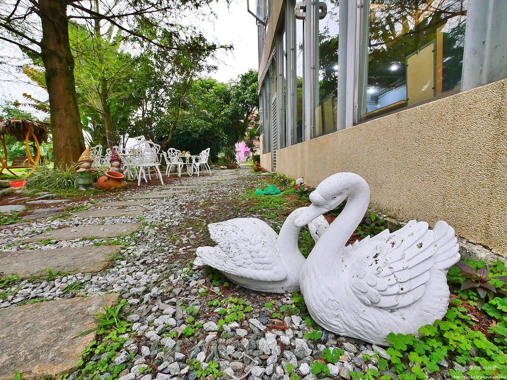 【宜蘭民宿】童話村親子生態農場民宿,夢幻親子房型、自製蔥油餅、海陸不老鍋,4、5月還有螢火蟲可觀賞哦! - 第8張圖 6