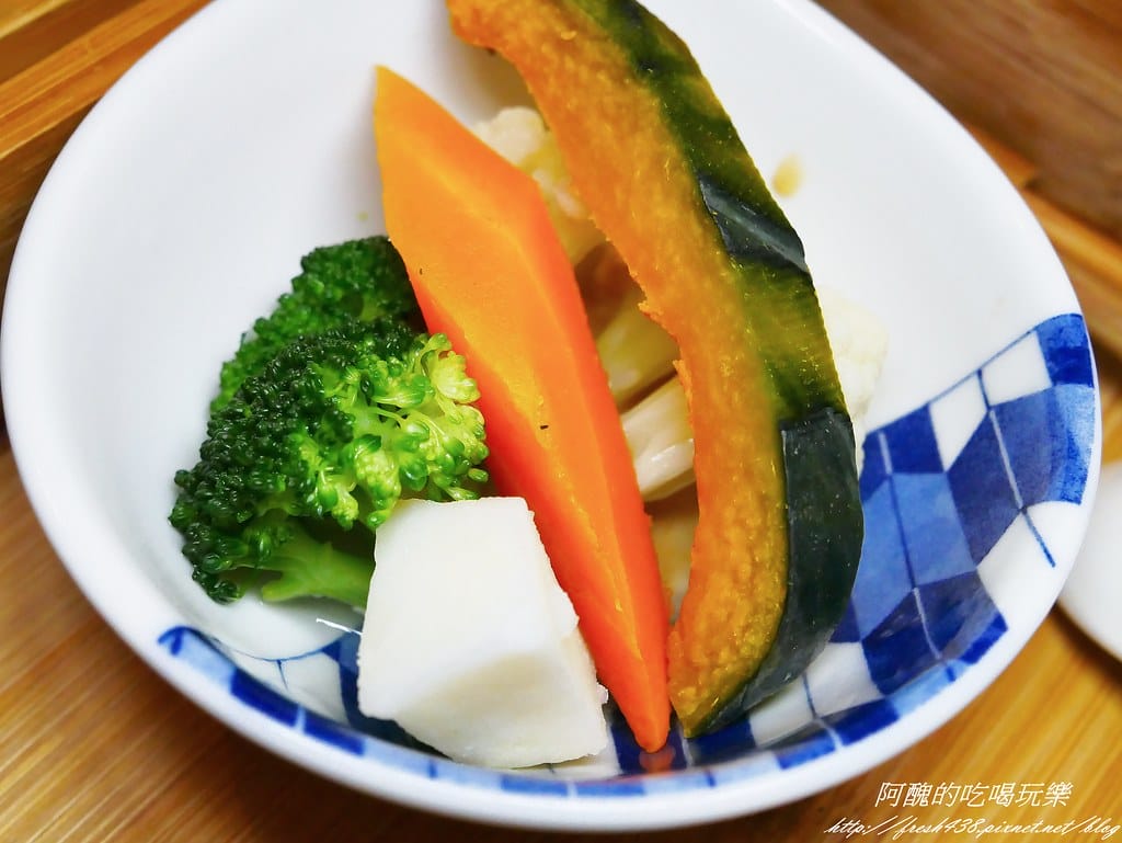 【宜蘭美食】礁溪里海cafe,給您滿滿的海味與鮮度,三訪依舊讓人吮指難忘。 - 第24張圖 16