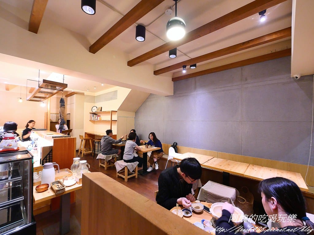 【宜蘭美食】礁溪里海cafe,給您滿滿的海味與鮮度,三訪依舊讓人吮指難忘。 - 第5張圖 3