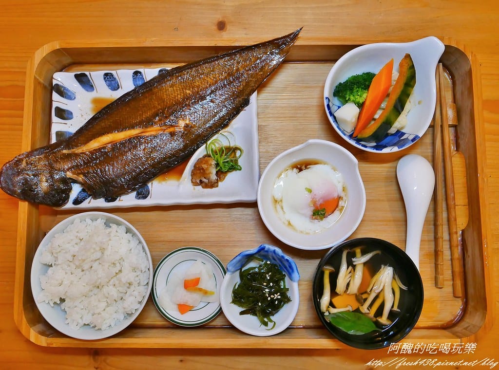 【宜蘭美食】礁溪里海cafe,給您滿滿的海味與鮮度,三訪依舊讓人吮指難忘。 - 第27張圖 12