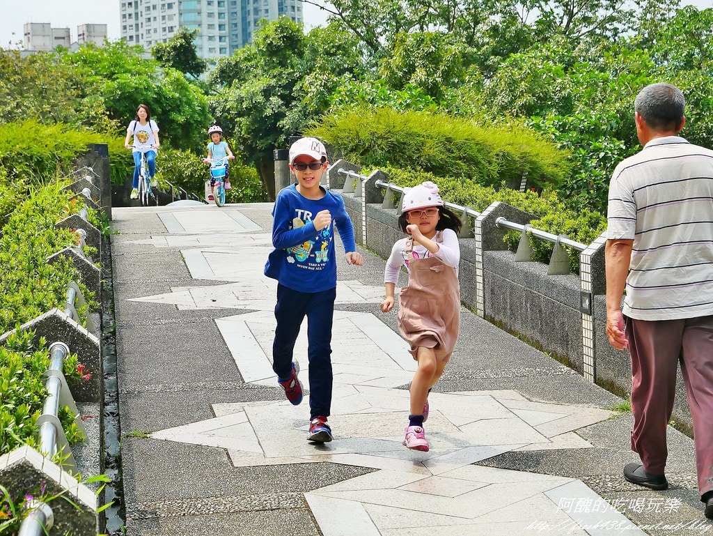 【宜蘭民宿】香狄亞民宿,正對羅東運動公園,充滿巧思與創意的電梯民宿。(送住宿券) - 第125張圖 93