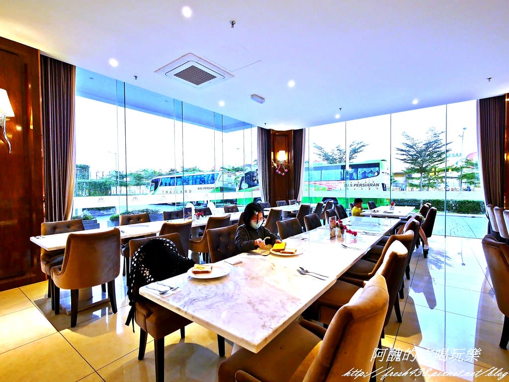 【馬來西亞住宿推薦】Avenue Garden Hotel(花園大道飯店),平價簡約旅館,距離吉隆坡國際機場約半小時。 - 第32張圖 P1004783
