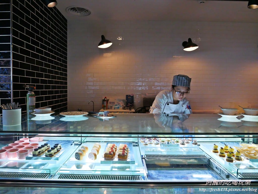 【桃園美食推薦】果然匯統領店,百道蔬食料哩,讓您吃巧又吃飽,原來素食那麼好吃啊!! - 第39張圖 P1560125