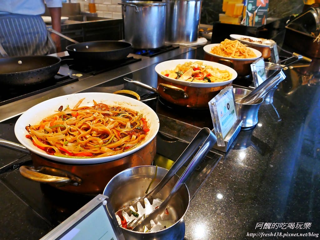 【桃園美食推薦】果然匯統領店,百道蔬食料哩,讓您吃巧又吃飽,原來素食那麼好吃啊!! - 第89張圖 P1560165