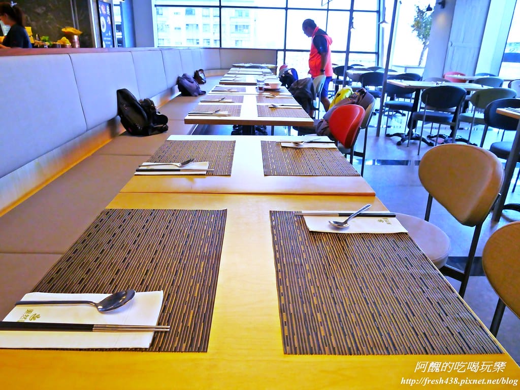 【桃園美食推薦】果然匯統領店,百道蔬食料哩,讓您吃巧又吃飽,原來素食那麼好吃啊!! - 第12張圖 P1560096