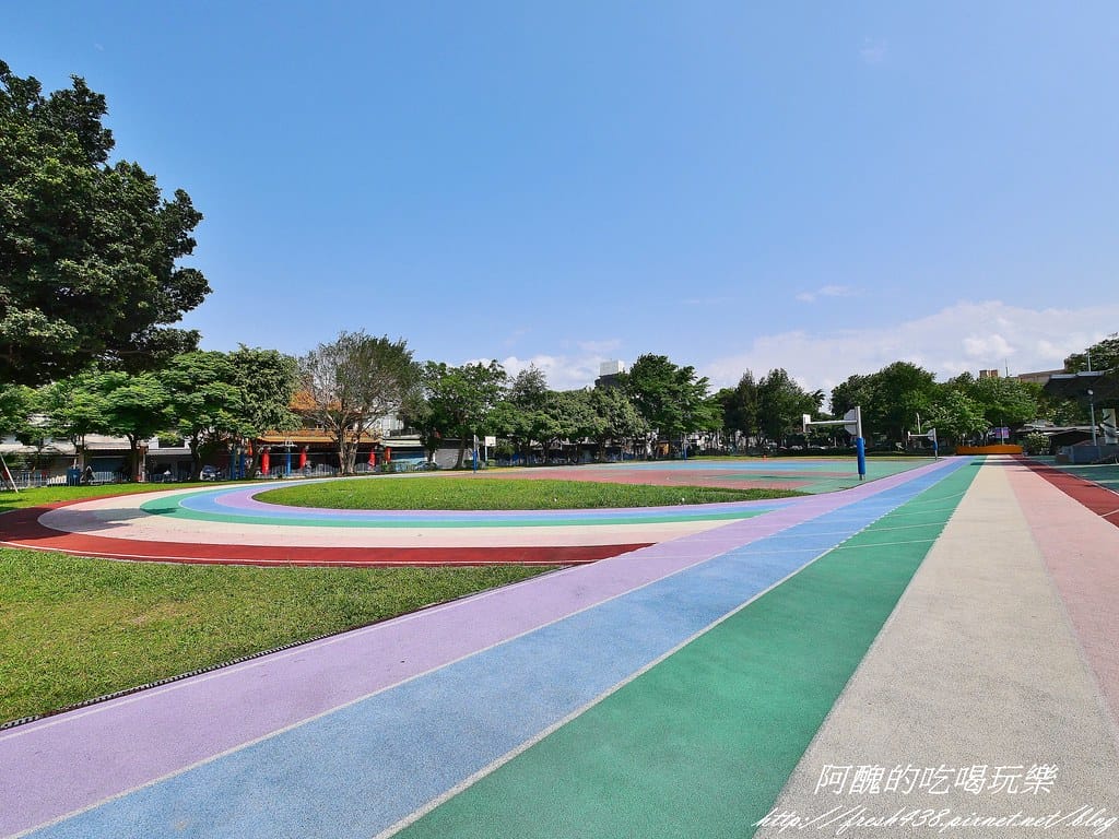 【新北免費景點】大觀國小溜滑梯主題樂園,交通資訊、開放時間、遊戲器材大公開。 - 第10張圖 7