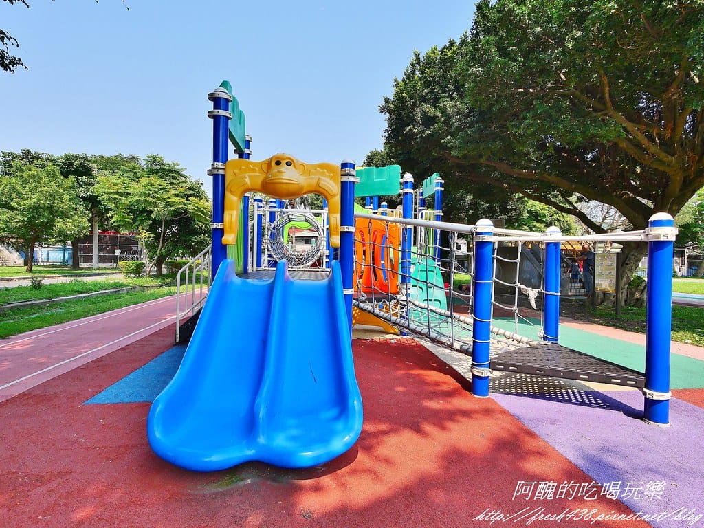 【新北免費景點】大觀國小溜滑梯主題樂園,交通資訊、開放時間、遊戲器材大公開。 - 第14張圖 10
