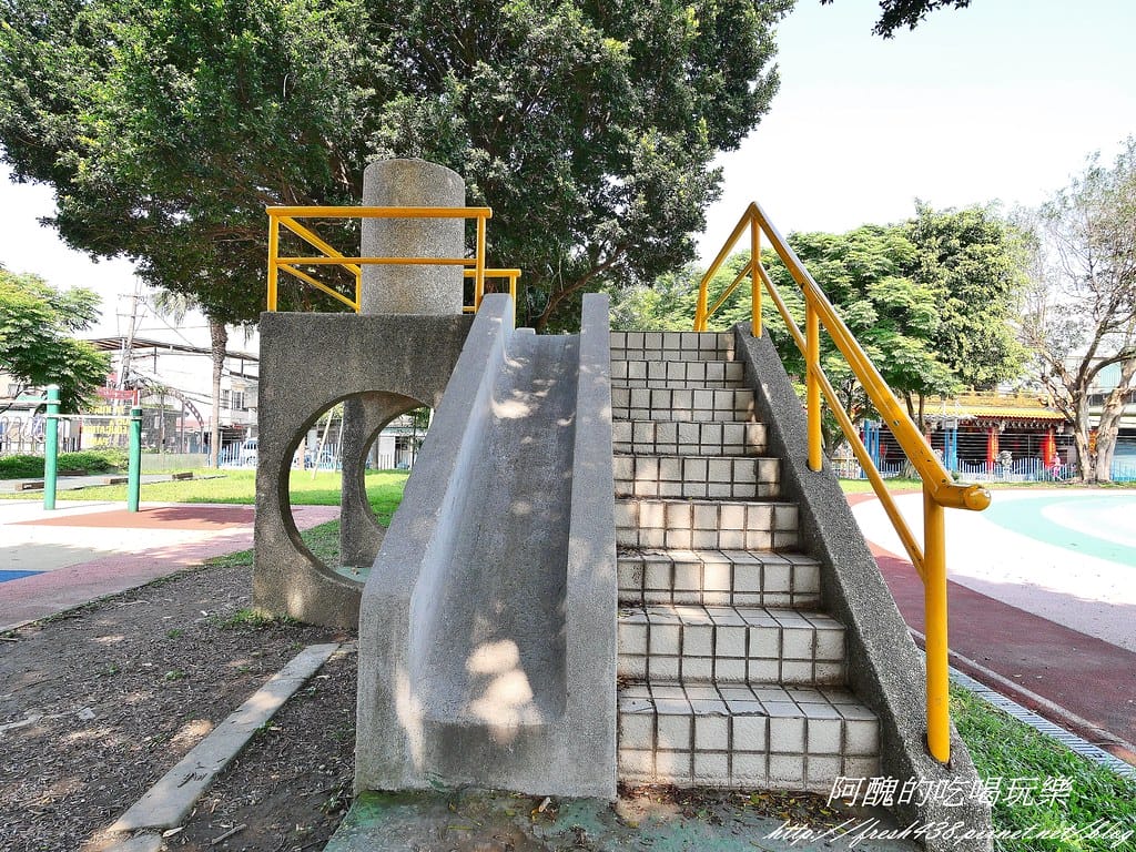 【新北免費景點】大觀國小溜滑梯主題樂園,交通資訊、開放時間、遊戲器材大公開。 - 第16張圖 12
