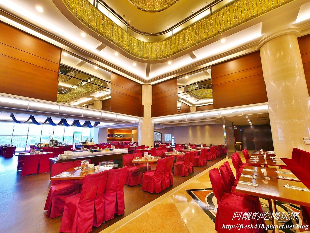 【新北住宿】深坑海灣假日酒店,行政套房超級讚、自助早餐超優質,還有健身房、娛樂廳與商務中心可使用。 - 第20張圖 92-3