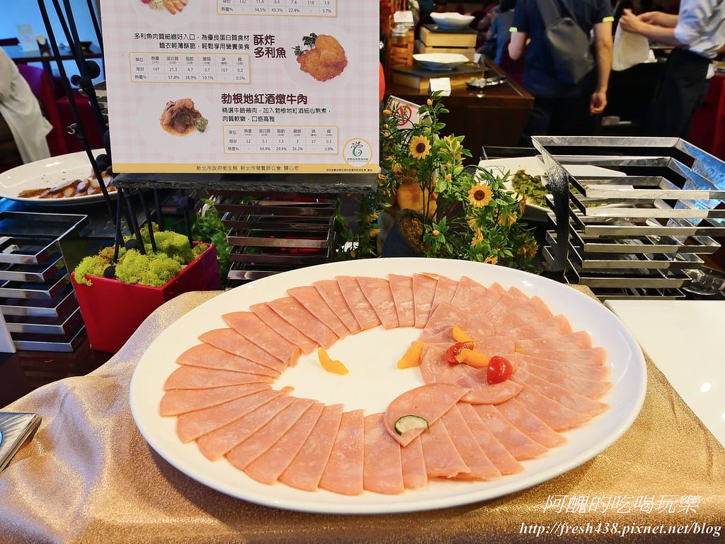 【新北住宿】深坑海灣假日酒店,行政套房超級讚、自助早餐超優質,還有健身房、娛樂廳與商務中心可使用。 - 第95張圖 97-2