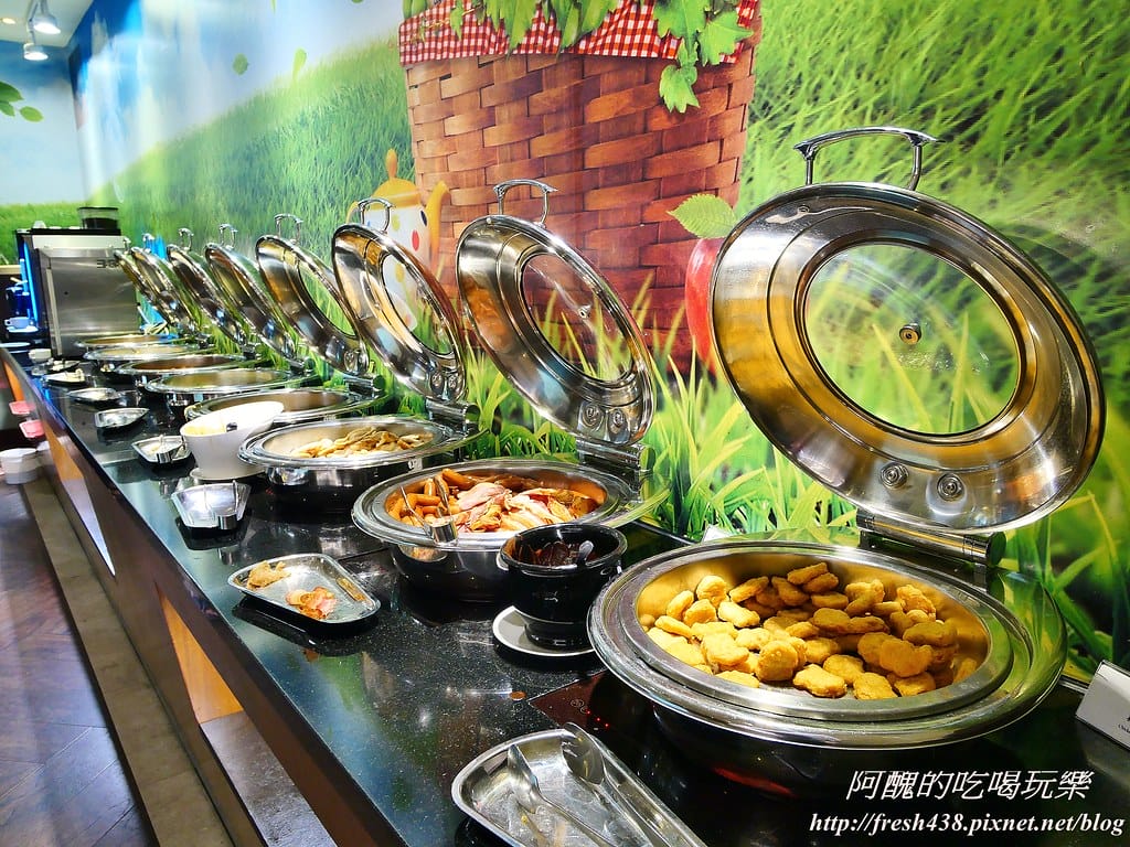 【新北住宿】深坑海灣假日酒店,行政套房超級讚、自助早餐超優質,還有健身房、娛樂廳與商務中心可使用。 - 第94張圖 97