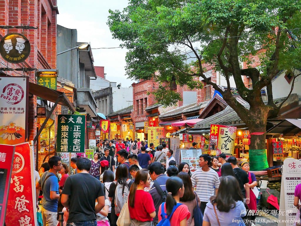 【新北住宿】深坑海灣假日酒店,行政套房超級讚、自助早餐超優質,還有健身房、娛樂廳與商務中心可使用。 - 第90張圖 71