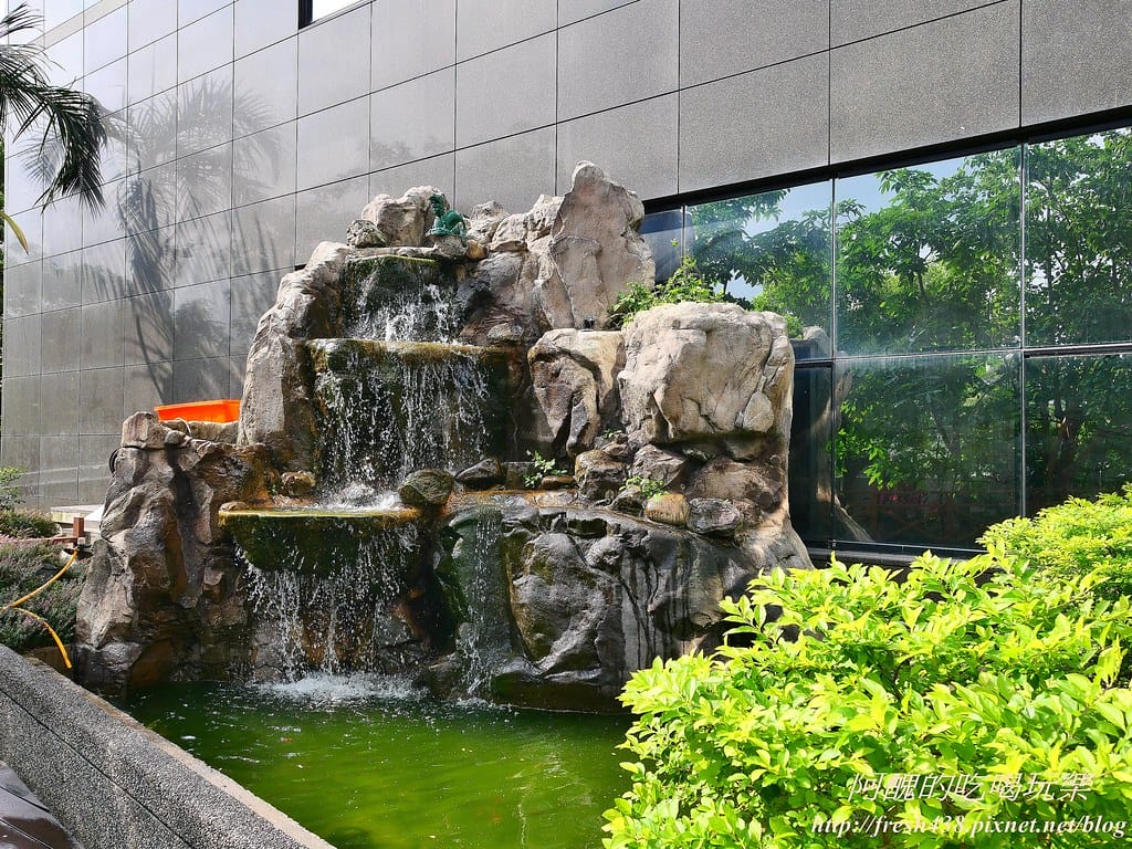 【新北住宿】深坑海灣假日酒店,行政套房超級讚、自助早餐超優質,還有健身房、娛樂廳與商務中心可使用。 - 第9張圖 5