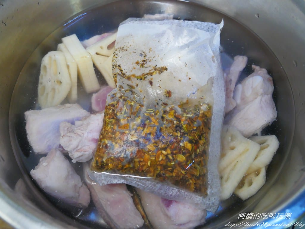 海鮮肉骨茶,肉骨茶也可以作海味料理,鮮度破表、香濃可口哦! - 第7張圖 P1570494