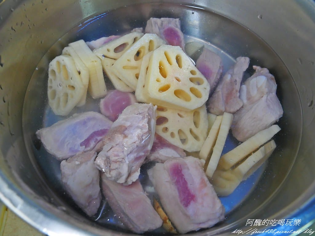 海鮮肉骨茶,肉骨茶也可以作海味料理,鮮度破表、香濃可口哦! - 第5張圖 P1570493