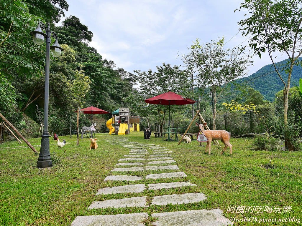 【宜蘭親子咖啡廳推薦】幾度咖啡莊園,戲水、玩沙、盪鞦韆,餐點獨特、環境清幽,快來山上深呼吸! - 第45張圖 145