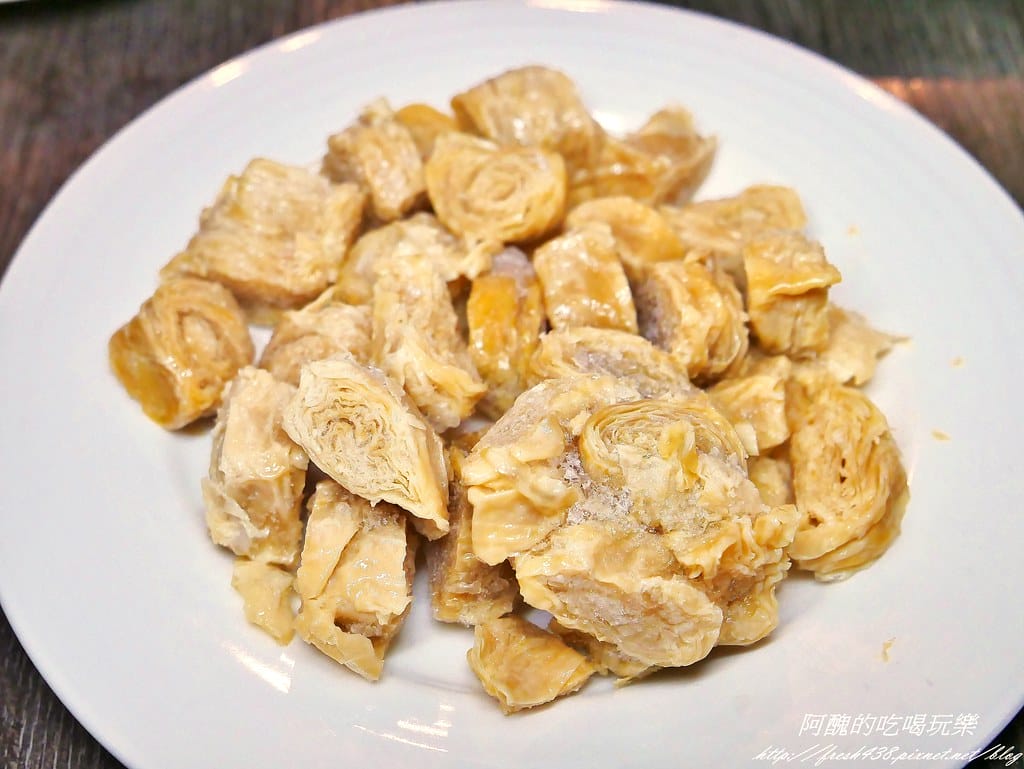【台北美食】瓦法奇朵,台北車站必吃美食,川菜、火鍋、下午茶,繽紛莓果爆漿蛋糕只要一元!(送雙人下午茶) - 第17張圖 8