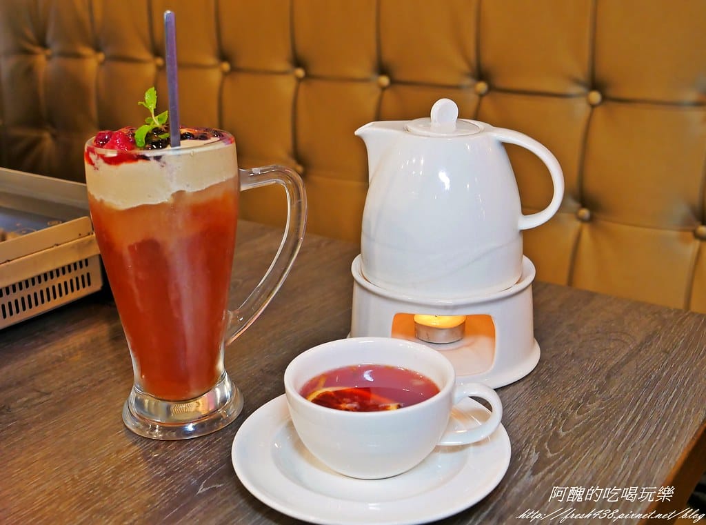 【台北美食】瓦法奇朵,台北車站必吃美食,川菜、火鍋、下午茶,繽紛莓果爆漿蛋糕只要一元!(送雙人下午茶) - 第43張圖 42