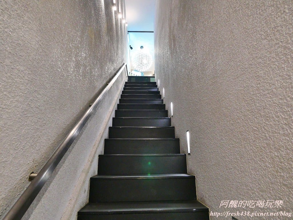 【台北美食】瓦法奇朵,台北車站必吃美食,川菜、火鍋、下午茶,繽紛莓果爆漿蛋糕只要一元!(送雙人下午茶) - 第7張圖 4-4