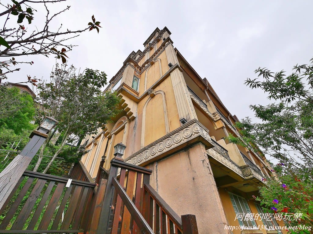 【南投住宿推薦】清境佛羅倫斯渡假山莊,美到讓您屏息,餐點一流、環境絕佳,更是寵物友善民宿哦! - 第70張圖 P1007699 (2).jpg80-5