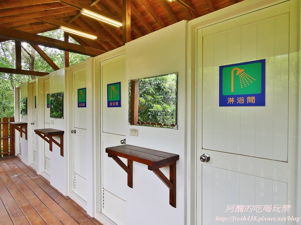 【苗栗景點】四方鮮乳牧場,瘋滑草、餵小牛、吃美食、做披薩,還可露營超有趣! - 第57張圖 44