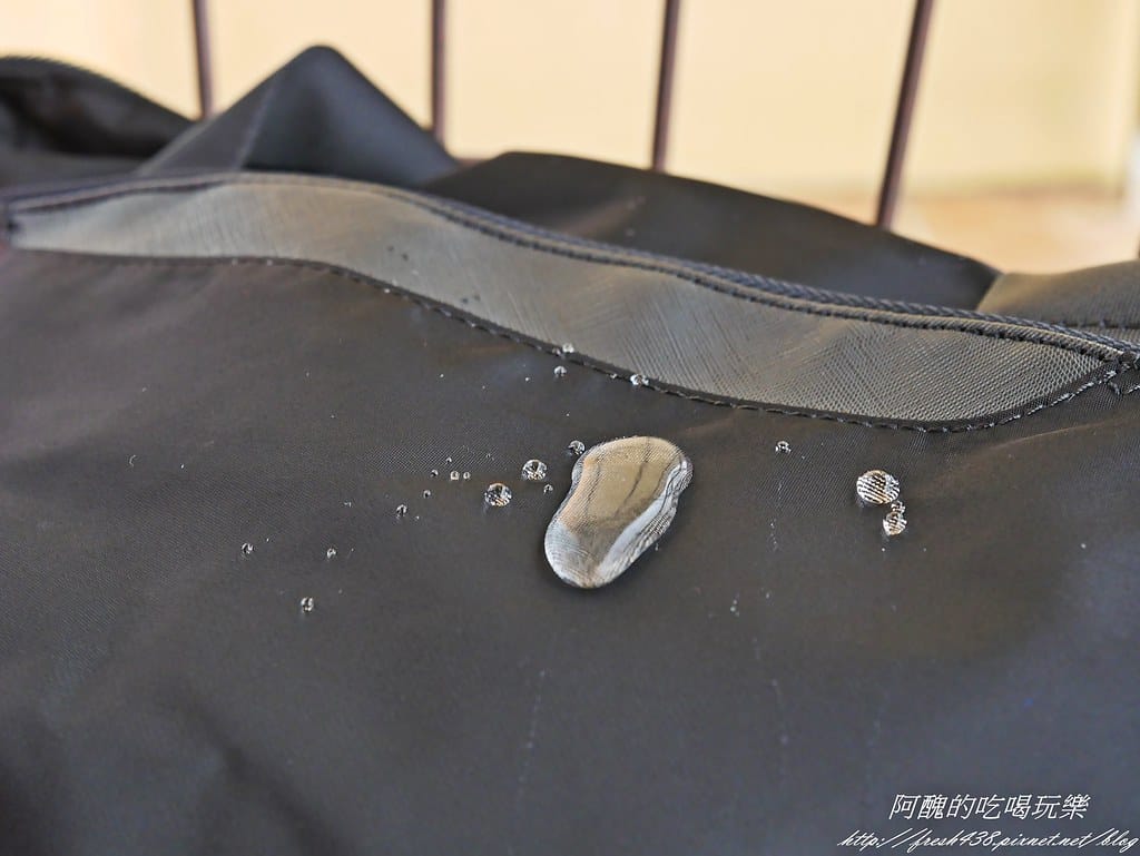 impact怡寶【減壓時尚媽媽包】,「AGS回彈減壓」讓您好輕鬆,旅行、上班的最佳幫手,中性設計可當爸爸包。 - 第32張圖 P1590151