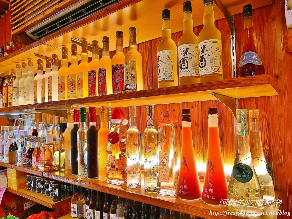 【新北美食】烏來景麗特產行,小米麻糬、新鮮果乾、香純小米酒、溫泉皮蛋,烏來老街一日遊,泡湯、賞景、吃美食,特產帶回家!(文末抽獎) - 第23張圖 21