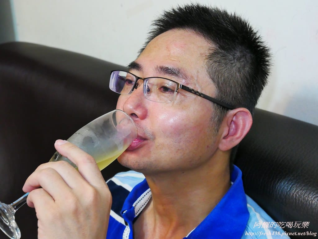 【新北美食】烏來景麗特產行,小米麻糬、新鮮果乾、香純小米酒、溫泉皮蛋,烏來老街一日遊,泡湯、賞景、吃美食,特產帶回家!(文末抽獎) - 第18張圖 P1620162
