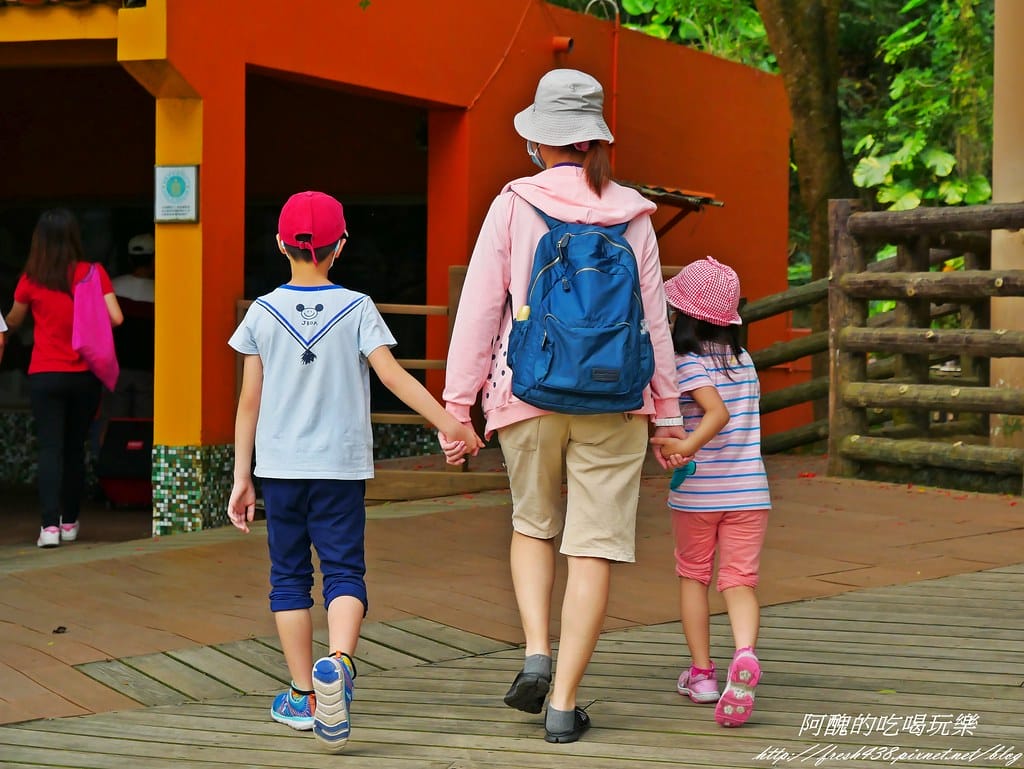 impact怡寶【減壓時尚媽媽包】,「AGS回彈減壓」讓您好輕鬆,旅行、上班的最佳幫手,中性設計可當爸爸包。 - 第17張圖 P1580372