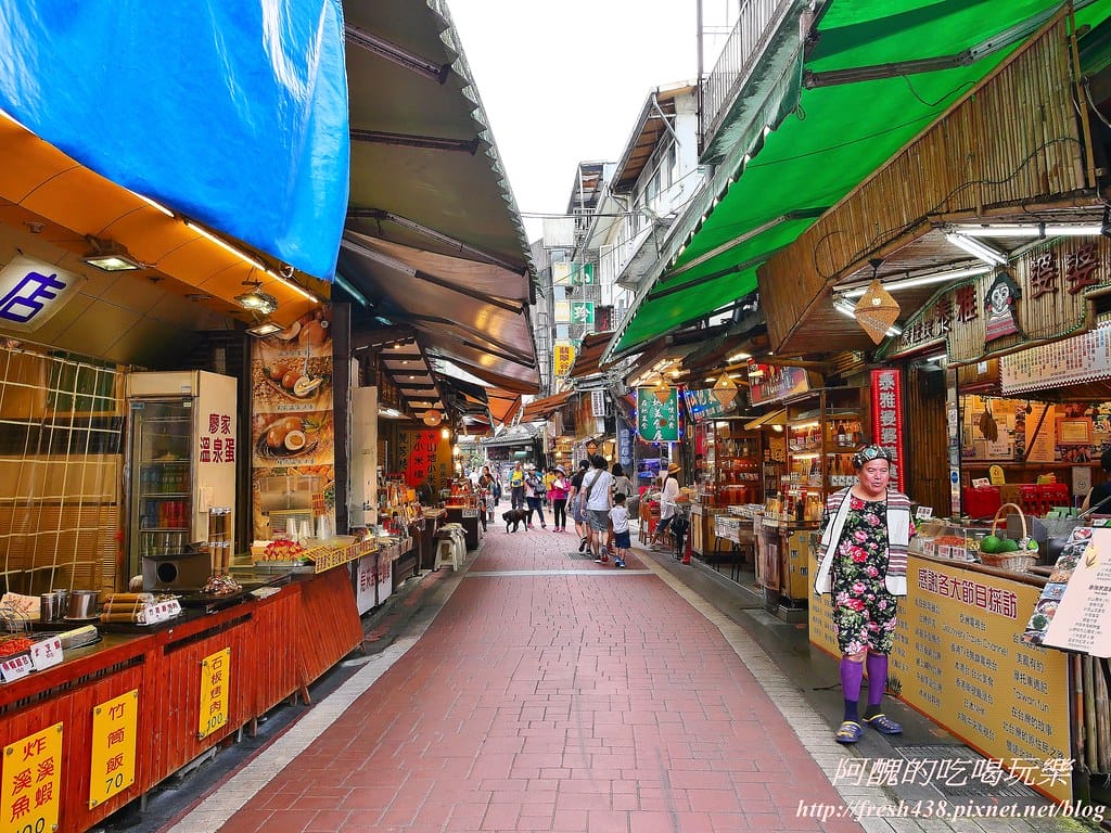 【新北美食】烏來景麗特產行,小米麻糬、新鮮果乾、香純小米酒、溫泉皮蛋,烏來老街一日遊,泡湯、賞景、吃美食,特產帶回家!(文末抽獎) - 第9張圖 8