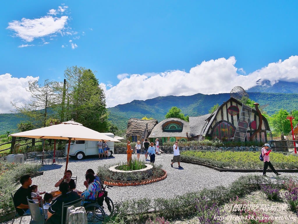 【花蓮免費景點】Mr. Sam山姆先生咖啡館,走入童話世界的場景,大人小孩準備瘋狂拍照吧! - 第10張圖 6