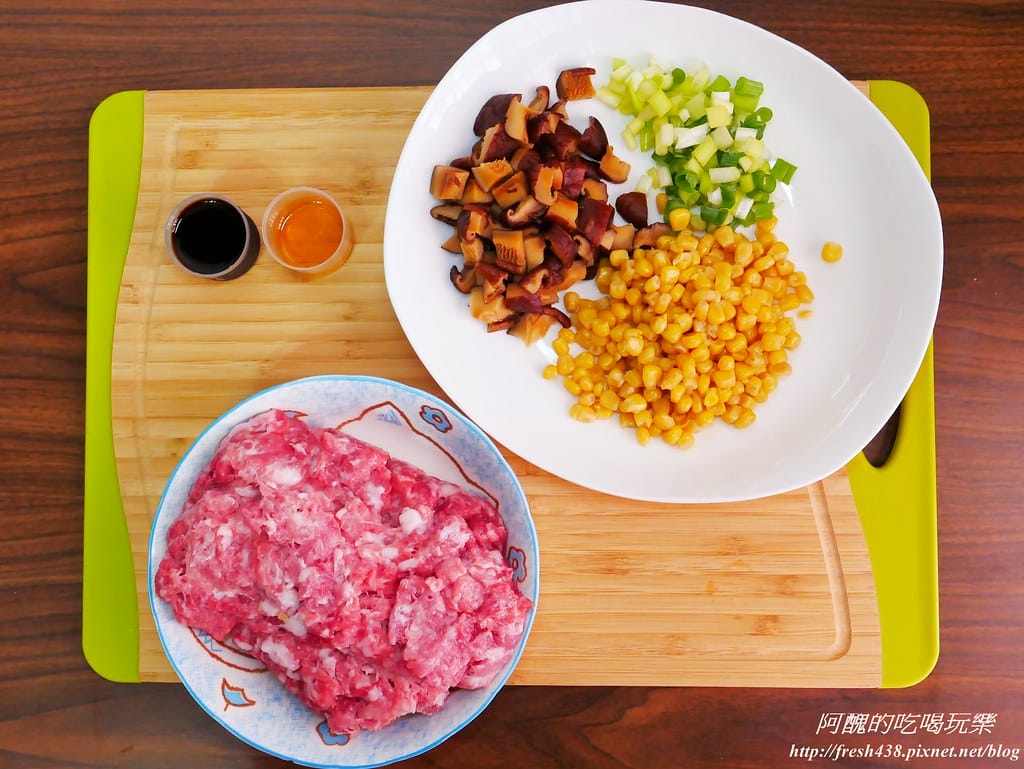 【電鍋食譜】香菇玉米蒸肉,零廚藝、超美味,新手也能輕鬆料理。 - 第2張圖 P1630486