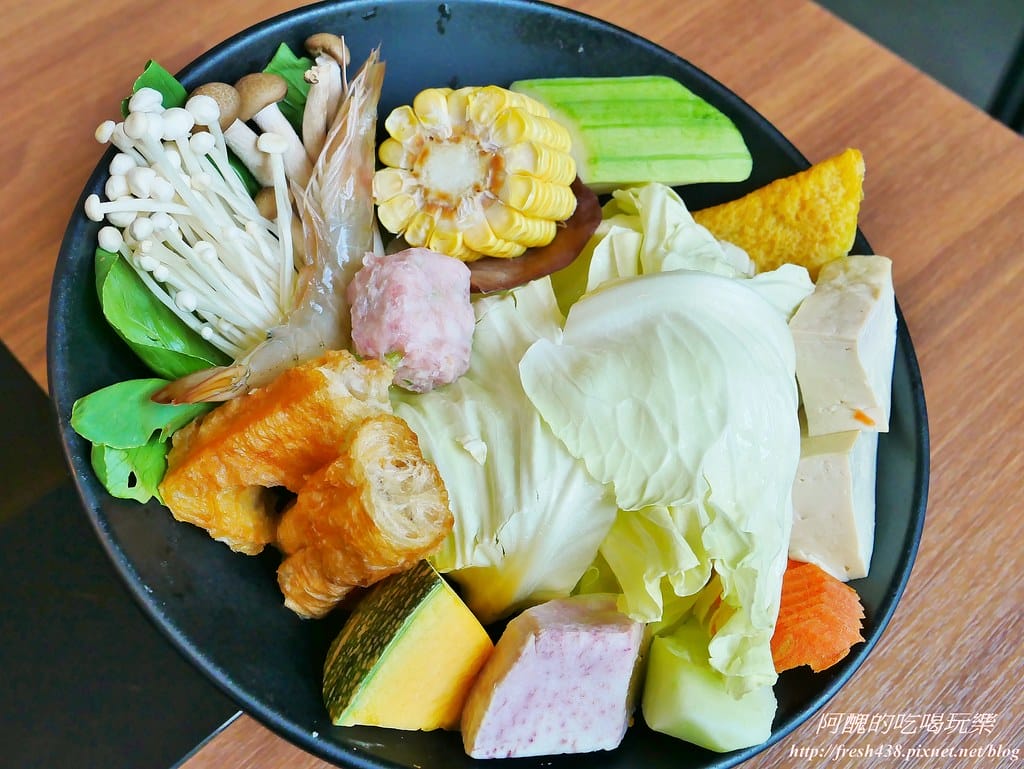 【花蓮美食】莫非鍋物,頂級食材、優質環境、完美湯頭,讓您嚐出不一樣的美味! - 第30張圖 22-1