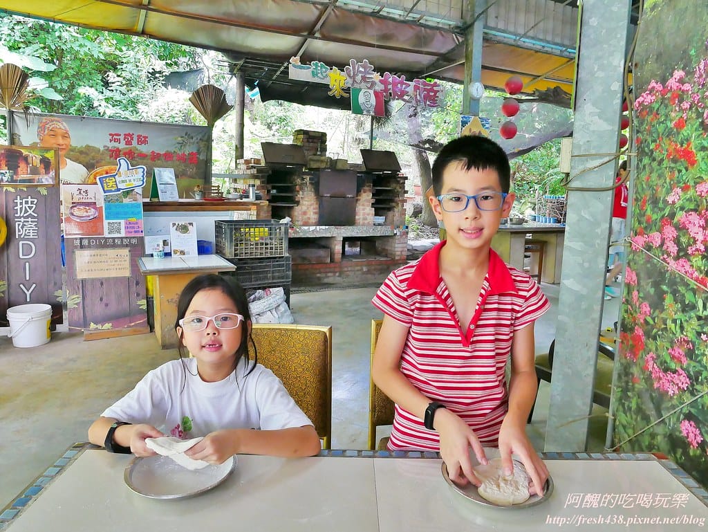 【新北景點】五股準園休閒農場,生態教學一級棒,夏日戲水、手製披薩、體驗釣蝦,四月與九月都有螢火蟲可觀賞! - 第76張圖 10-3