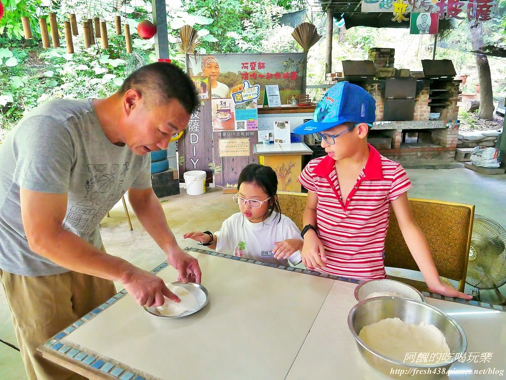 【新北景點】五股準園休閒農場,生態教學一級棒,夏日戲水、手製披薩、體驗釣蝦,四月與九月都有螢火蟲可觀賞! - 第75張圖 10-2