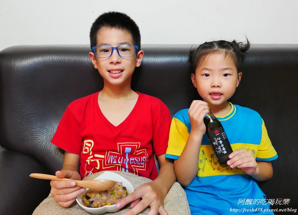 真老麻油,傳香一甲子,純小磨白麻油、純黑芝麻醬,翻轉您我的味蕾,守護眾人的健康。 - 第13張圖 P1630510