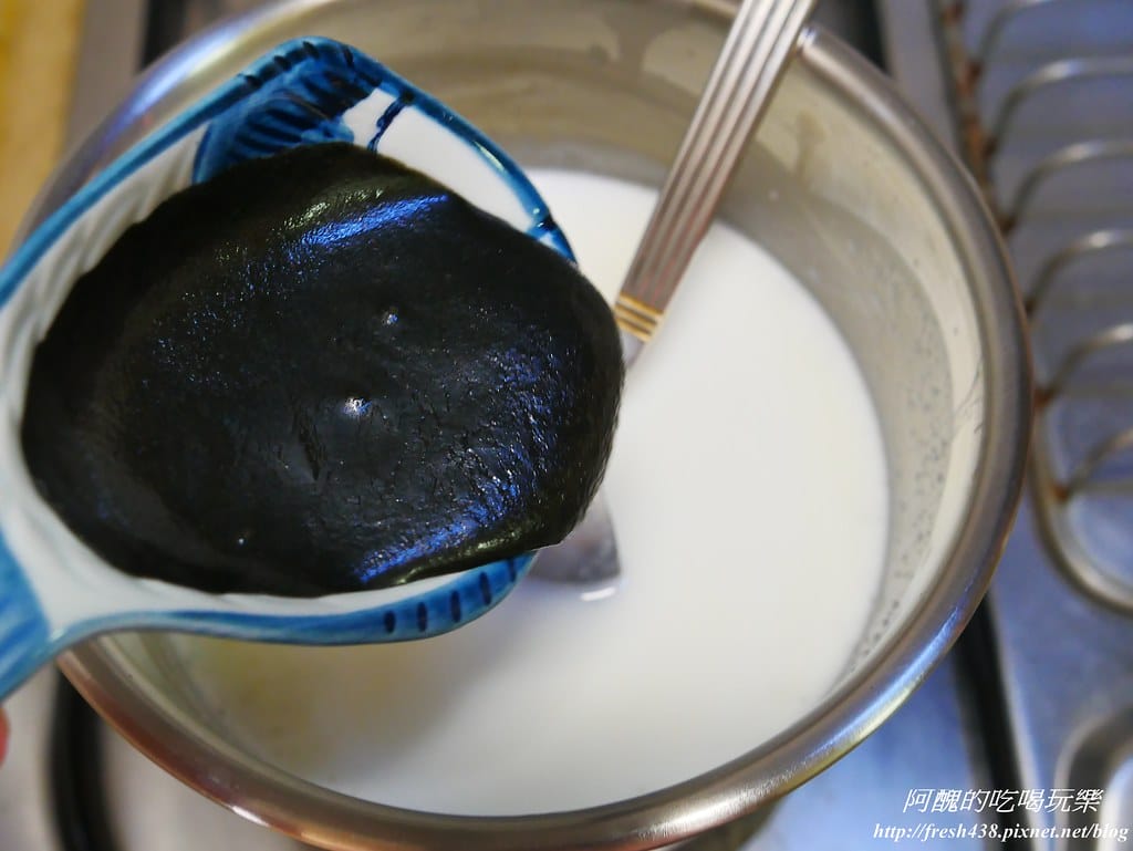 真老麻油,傳香一甲子,純小磨白麻油、純黑芝麻醬,翻轉您我的味蕾,守護眾人的健康。 - 第20張圖 P1640156
