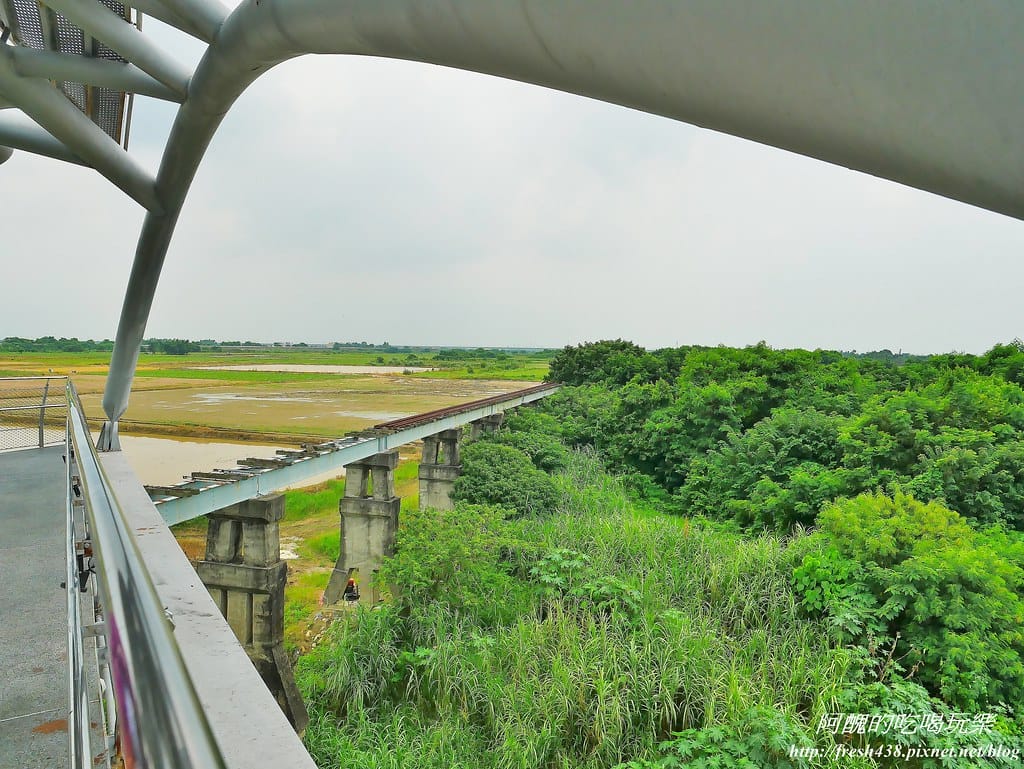 32