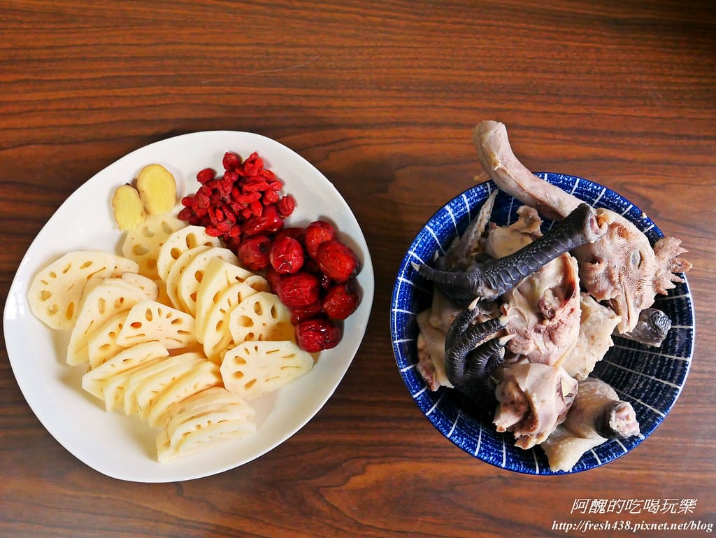 紅棗蓮藕雞湯,風味絕佳、護眼、抗過敏的超讚料理。 - 第2張圖 P1660384
