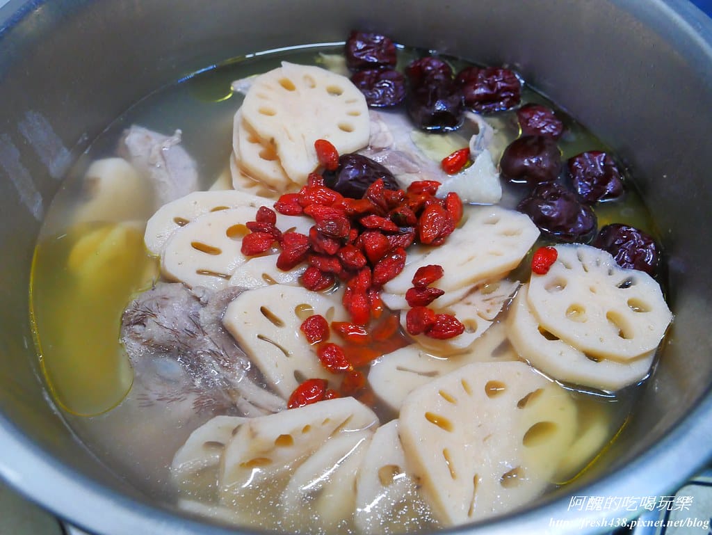 紅棗蓮藕雞湯,風味絕佳、護眼、抗過敏的超讚料理。 - 第11張圖 P1660392