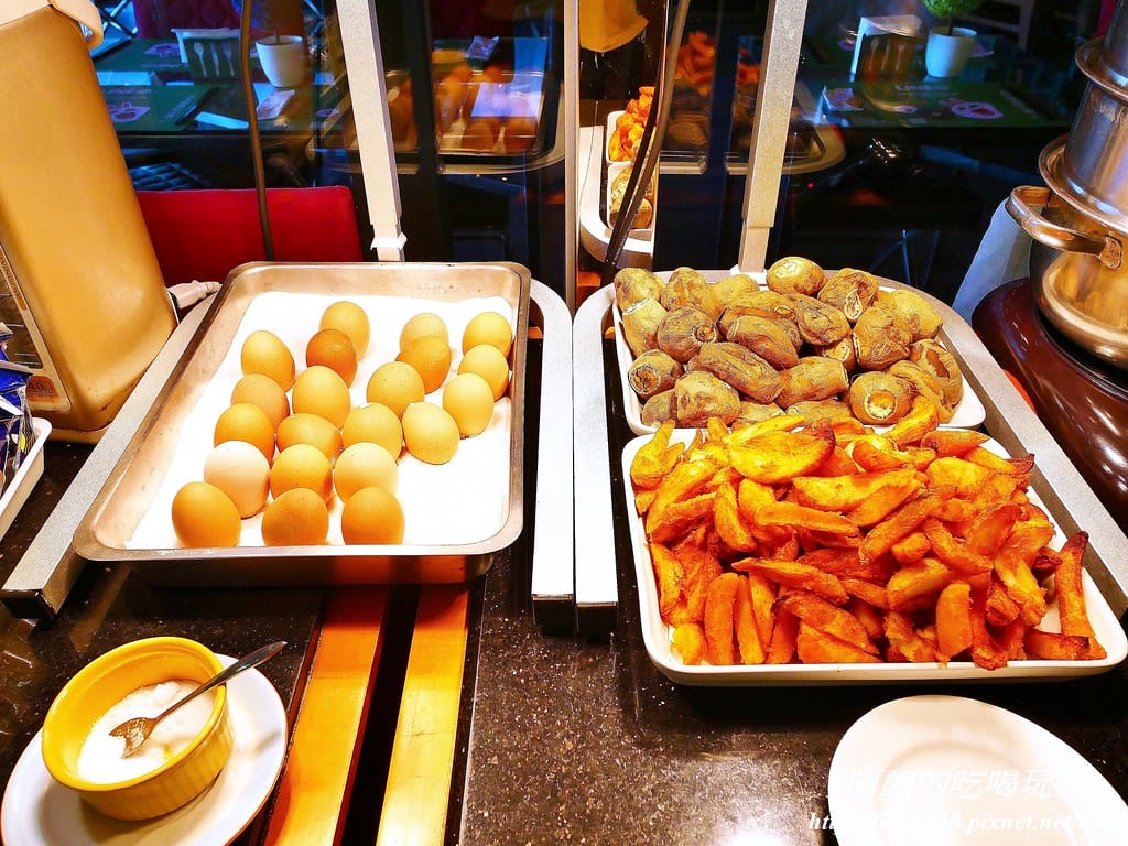 【宜蘭親子飯店】麗翔酒店連鎖(礁溪館),峇里島風溫泉戲水池,一年四季皆可玩水,還有超大遊戲室等您來體驗。 - 第88張圖 73