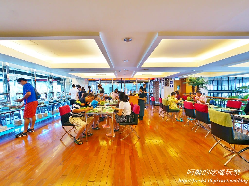 【宜蘭親子飯店】麗翔酒店連鎖(礁溪館),峇里島風溫泉戲水池,一年四季皆可玩水,還有超大遊戲室等您來體驗。 - 第80張圖 62-2