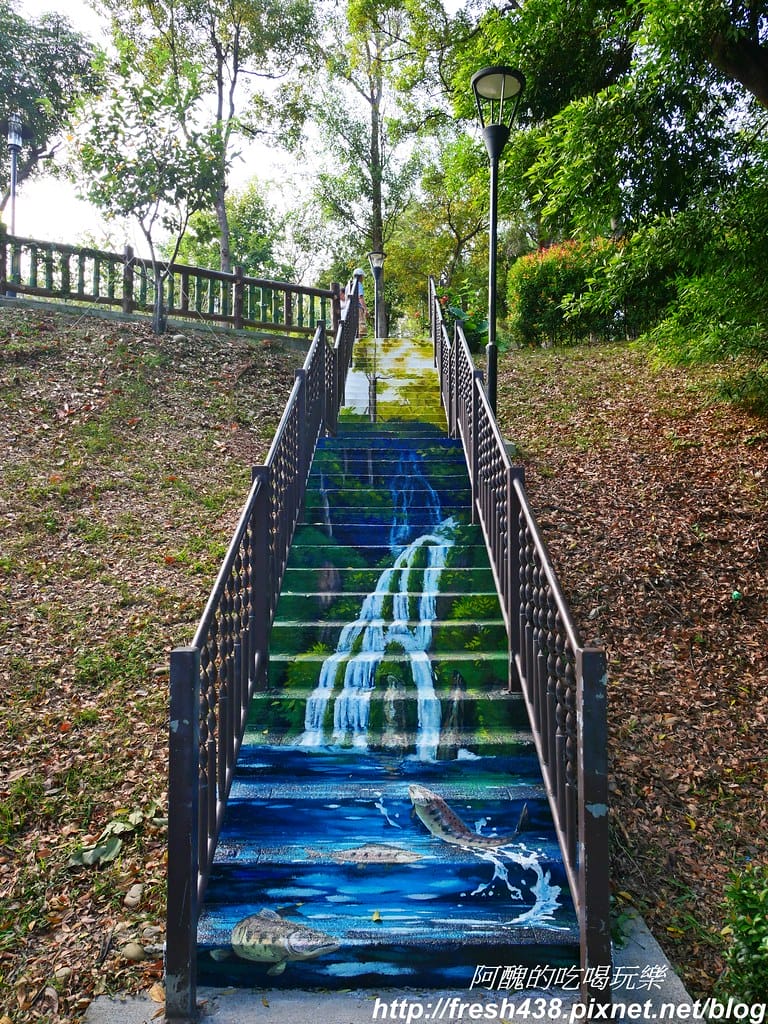 【新北免費景點】鶯歌永吉公園,特色遊戲場全新啟用,地址/停車場/設備內容/公廁位置全公開,孩子們的快樂天堂。 - 第67張圖 P1011974