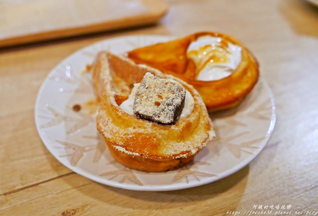 【基隆火車站美食】暖日咖啡(Warm day cafe),療癒系咖啡廳,必點麻糬鬆餅,奶類飲品的拉花讓人好驚豔! - 第49張圖 P1680099