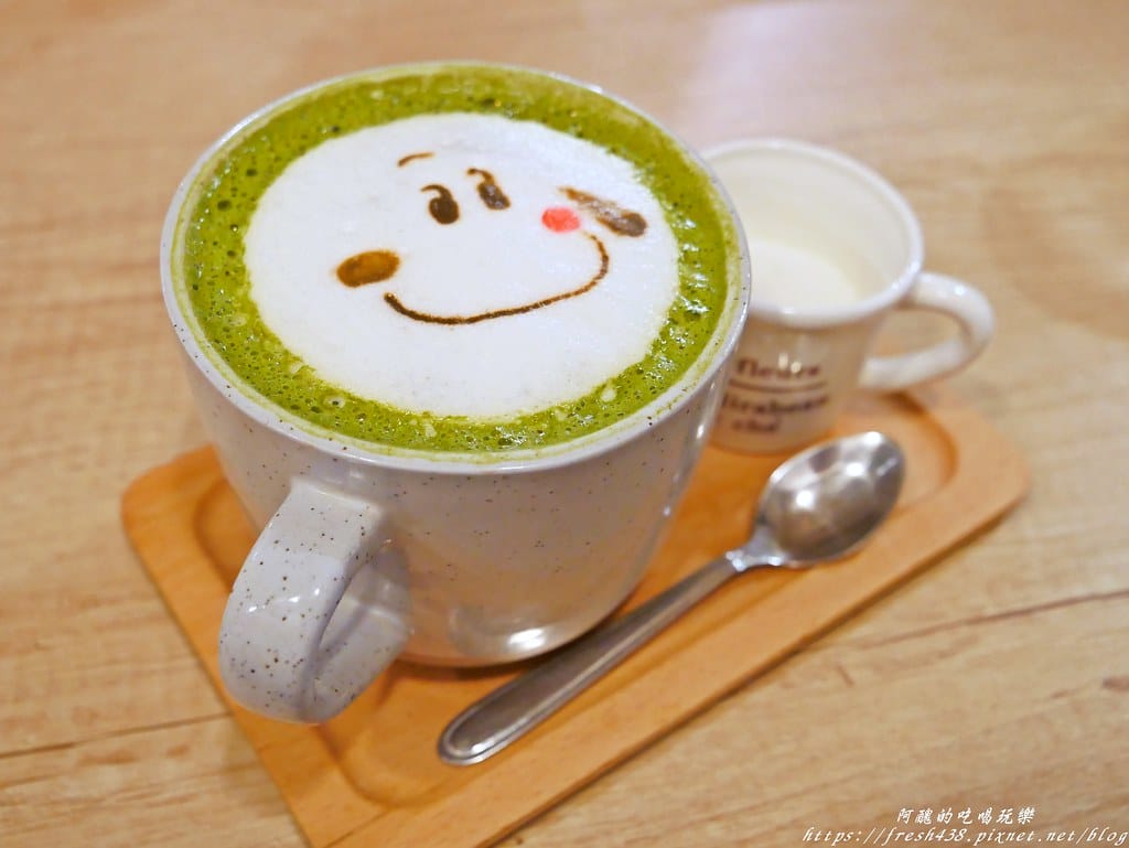 【基隆火車站美食】暖日咖啡(Warm day cafe),療癒系咖啡廳,必點麻糬鬆餅,奶類飲品的拉花讓人好驚豔! - 第44張圖 P1680084